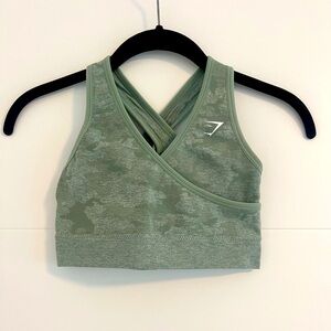 Gymshark Adapt Seamless Sports Bra - Light Green Camo XS